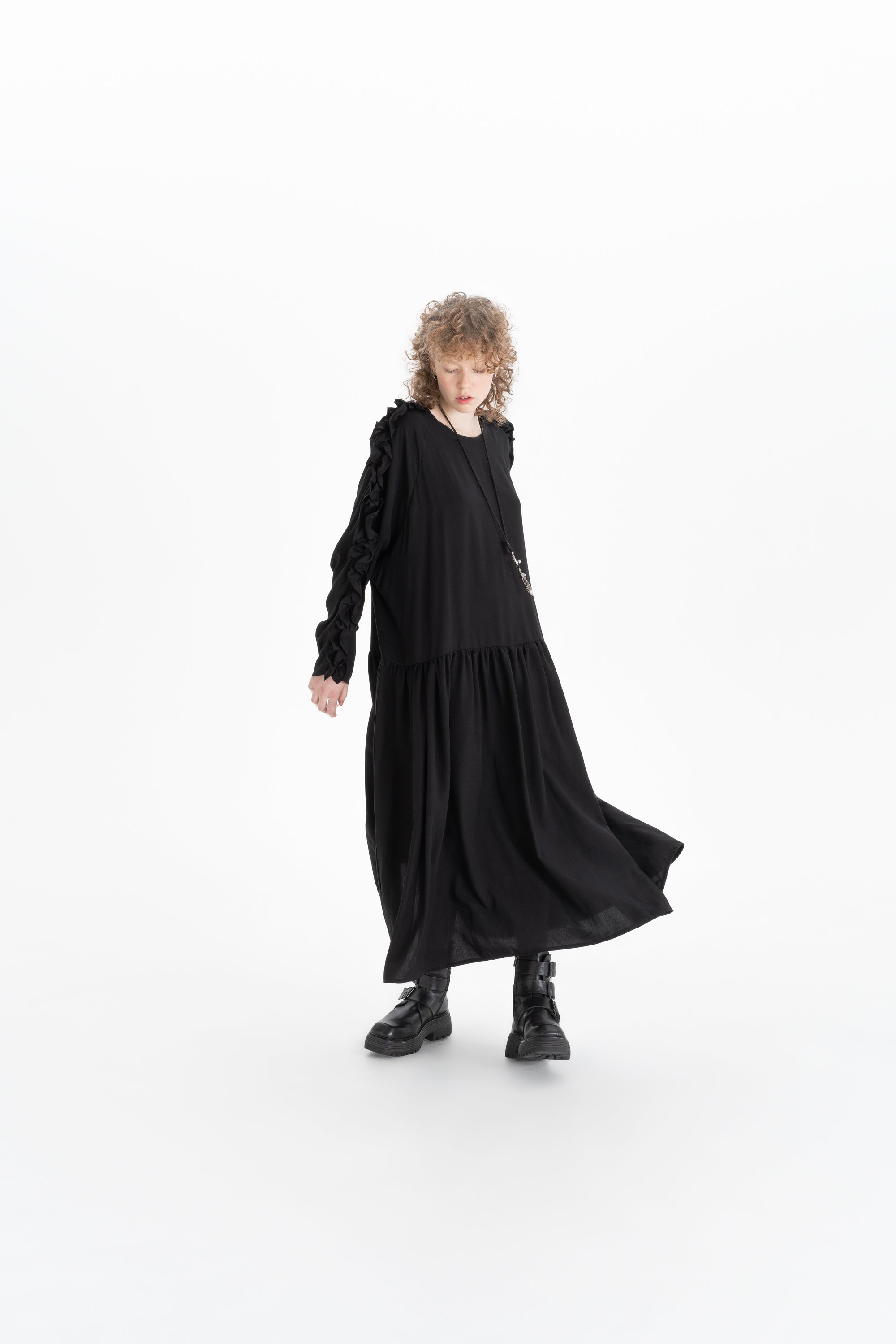 RUFFLE DRESS_black (-40%)