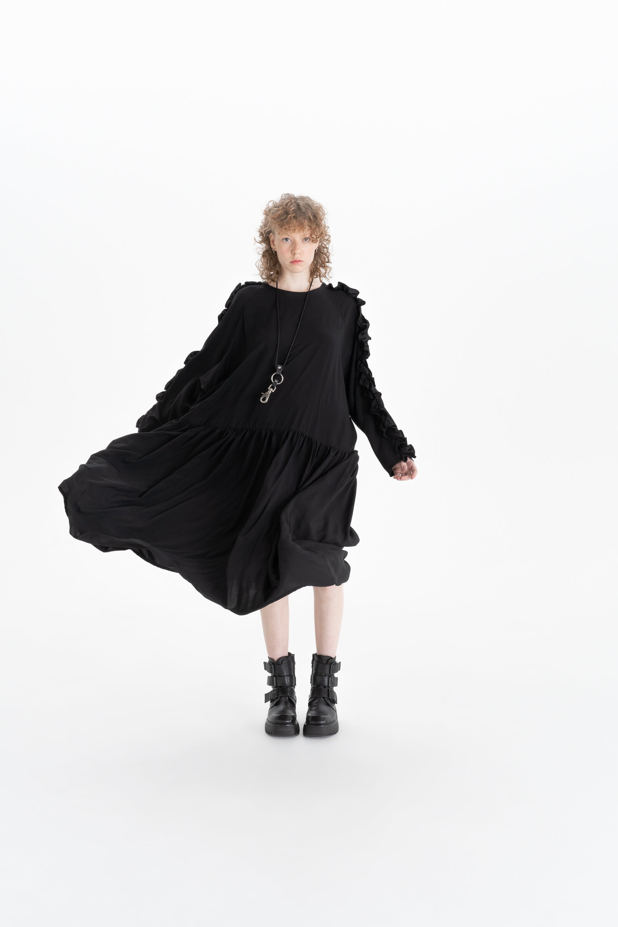 RUFFLE DRESS_black (-40%)